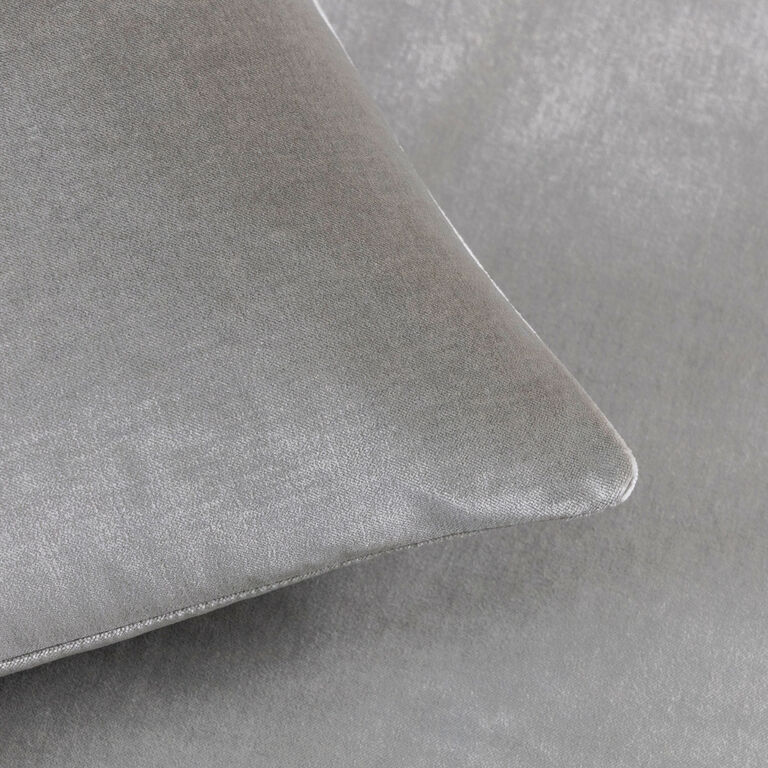 slide 3 Luxury Silk Velvet Decorative Cushion Cover