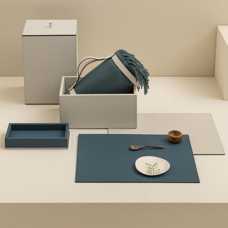 slide 2 Otello Placemat