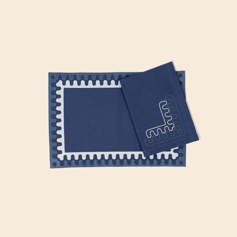 slide 2 Modernism Forma Placemat and Napkins Set