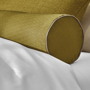 slide 1 Allure Neck Roll