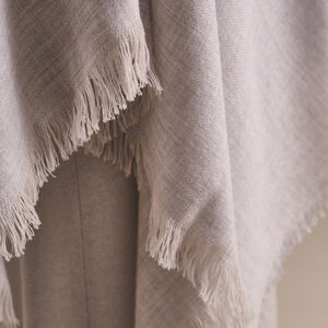 slide 3 Envelop Twill Stole