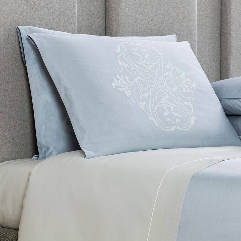 slide 2 Medallion Heart Pillowcase