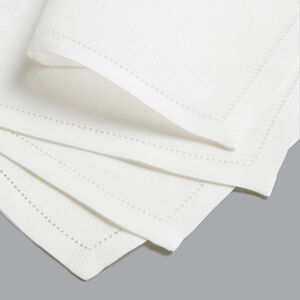 slide 3 Convivium Napkin Set