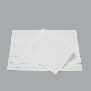 slide 2 Convivium Napkin Set