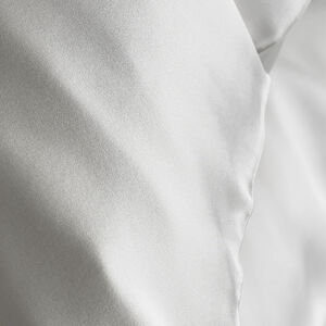slide 2 Luxury Silk Sham Set