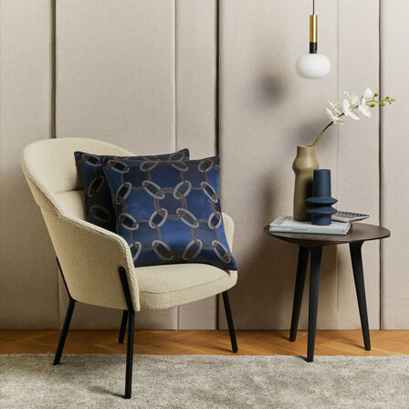 Luxury Chains Decorative Cushion Cover