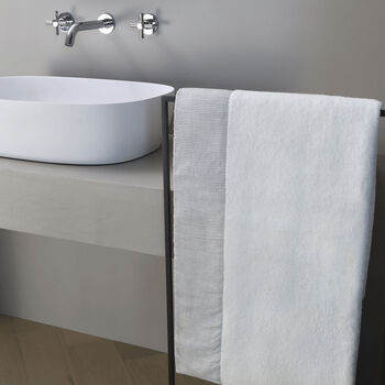 Graphite Border Bath Sheet