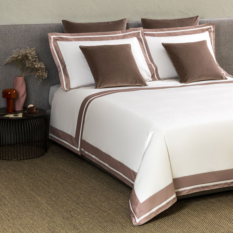 slide 4 Luxury Cashmere Velvet Decorative Pillow Cover