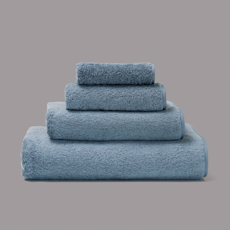 slide 4 Unito Bath Sheet