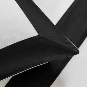 slide 3 Bold Pillowcase