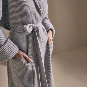 slide 4 Coastline Robe