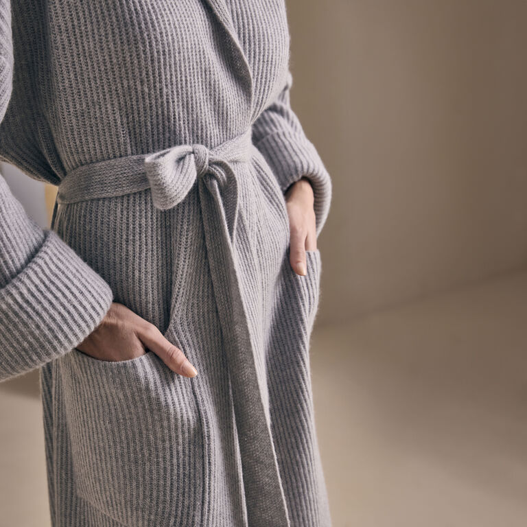 slide 4 Coastline Robe