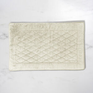 slide 2 Unito Bath Mat