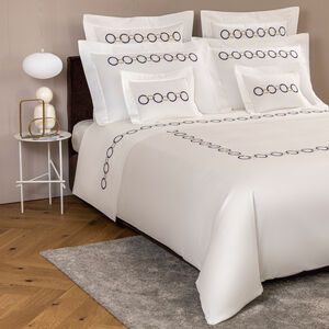 slide 4 Links Embroidered Sheet Set