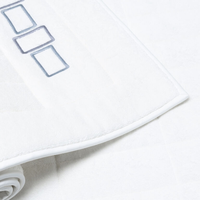 slide 3 Bold Bicolor Embroidery Bath Mat