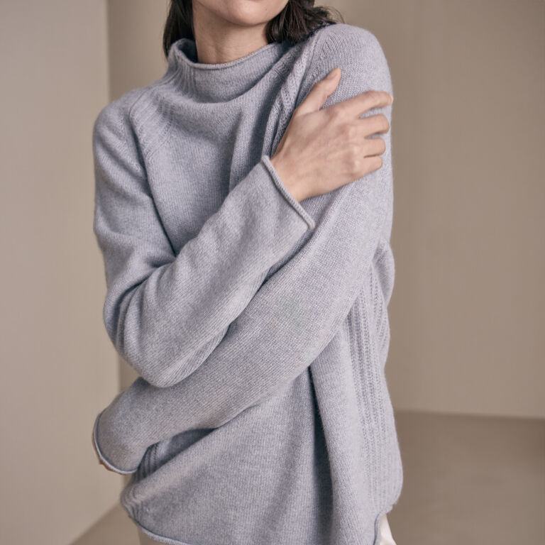 slide 4 Casing Pullover