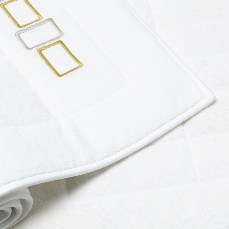 slide 3 Bold Bicolor Embroidery Bath Mat