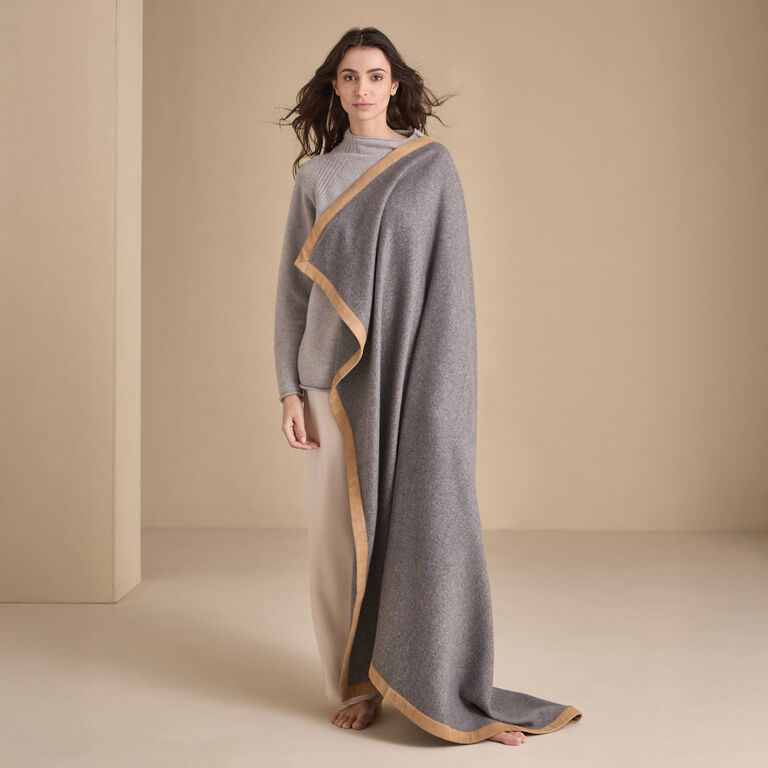 slide 4 Cashmere & Suede Throw