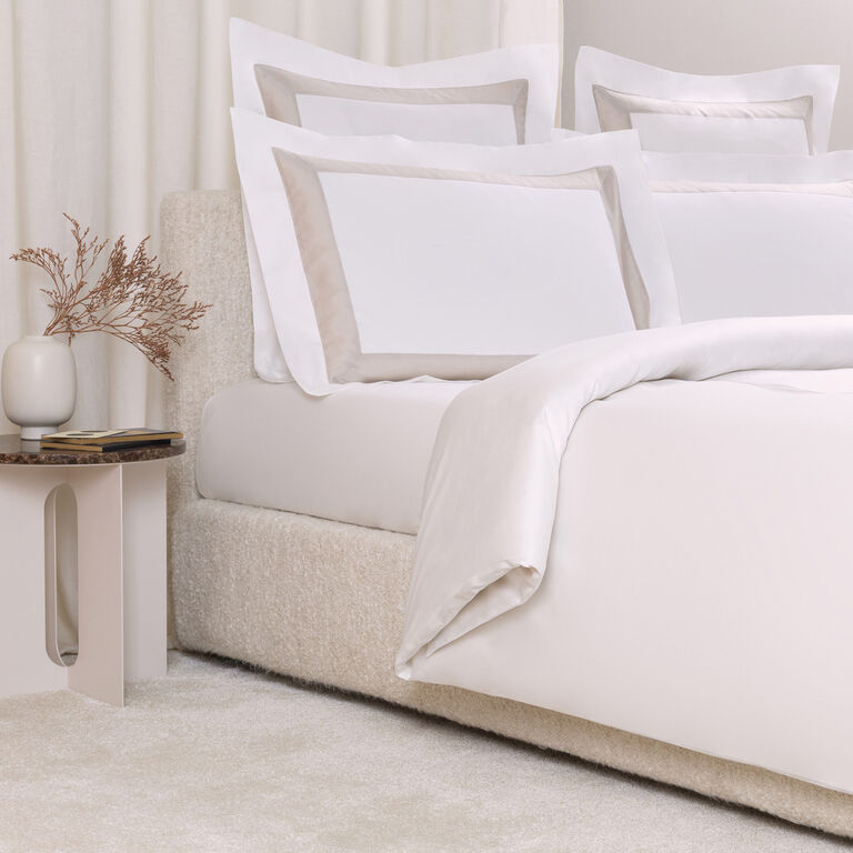 slide 2 Sateen Breeze Border Duvet Cover Set