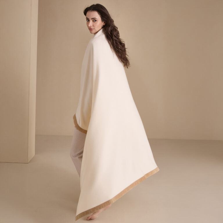 slide 4 Cashmere & Suede Throw