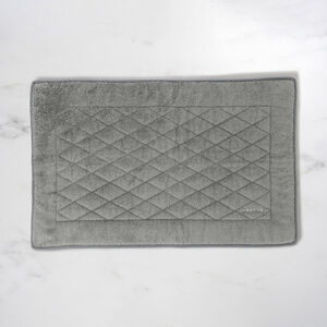 slide 2 Unito Bath Mat