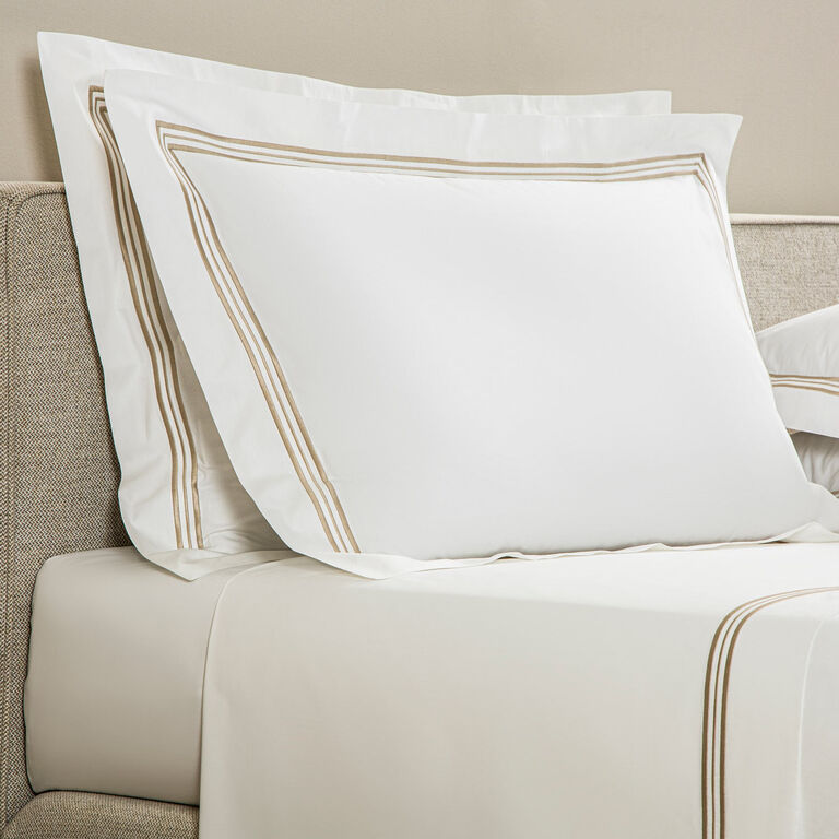 slide 2 Triplo Bourdon Sham