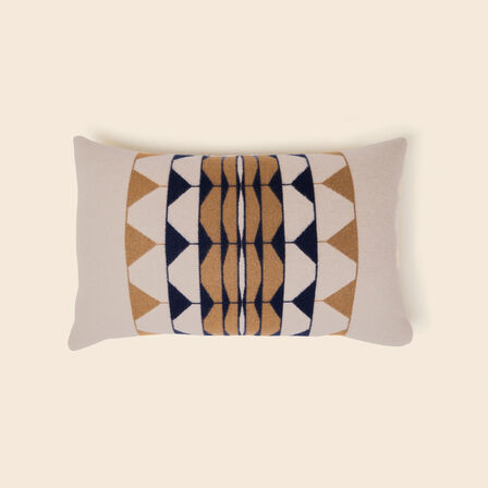 Deco Cushion 002