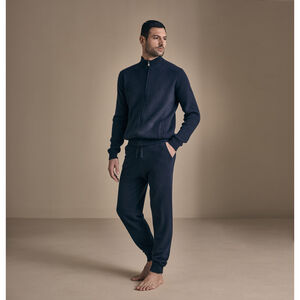 slide 2 Artmate Jogging Set