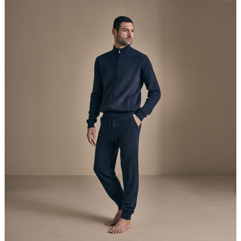 slide 2 Artmate Jogging Set