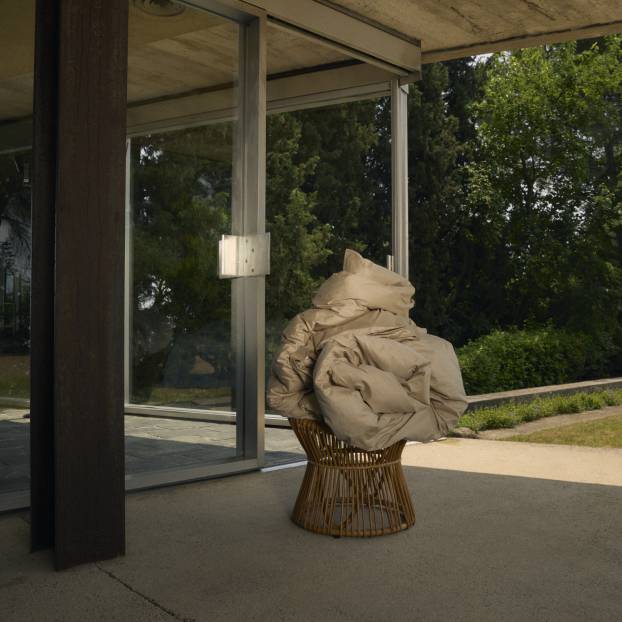 Frette Forever Jacquard bedding showcasing Italian craftsmanship and artistic jacquard weave for a bed as a work of art