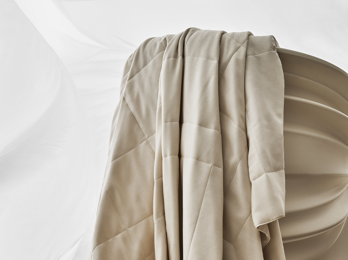 Light Quilts & Bedspreads